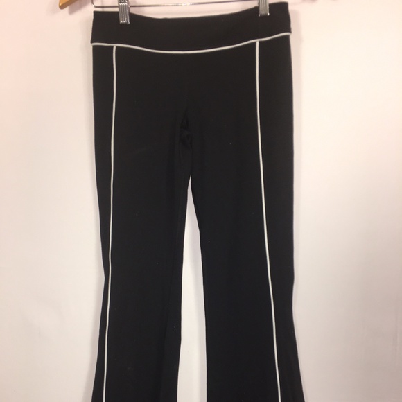 LuluLemon pants, size 4, inseam 31 - Picture 1 of 6